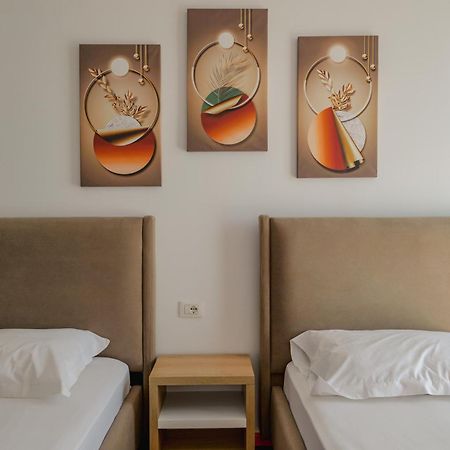 Hotel Summer Sarandë 외부 사진