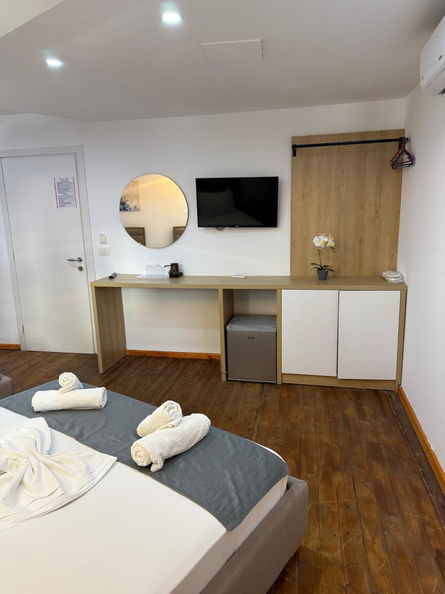 Hotel Summer Sarandë 외부 사진